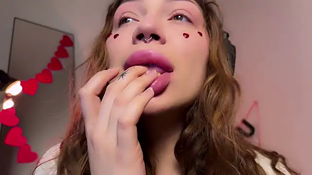 PaulaPratt online show from February 2025 04:15:01 AM