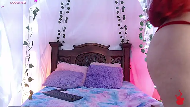 centaurigirl online show from March 2025 04:14:02 AM