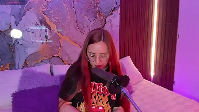 centaurigirl online show from January 2026 03:34:02 AM