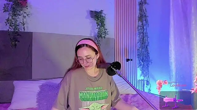 centaurigirl online show from February 2026 01:54:01 AM