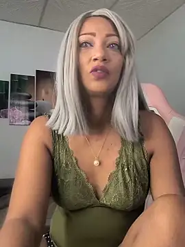 Snapshot of Amaliu_ chatting on May 2026 03:07:01 PM Amaliu online show from May 2026 03:07:01 PM