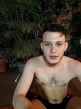 Snapshot of TommyandBillie chatting on December 2025 09:05:01 AM TommyandBillie online show from December 2025 09:05:01 AM
