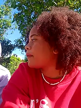 DANIELA MICHEL online show from December 2024 02:33:01 PM