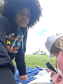 DANIELA MICHEL online show from January 2025 04:52:02 PM