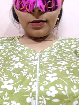 Snapshot of Anjalihotwife chatting on July 2026 05:52:01 PM Anjalihotwife online show from July 2026 05:52:01 PM