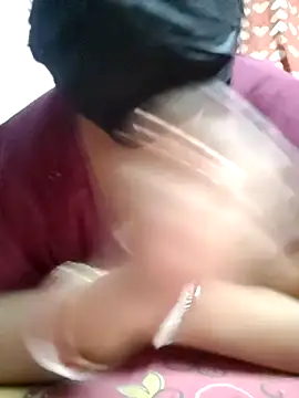 BERRY 00 online show from February 2026 05:25:01 PM