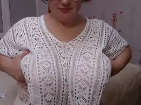 Nora Star online show from February 2025 10:00:02 PM