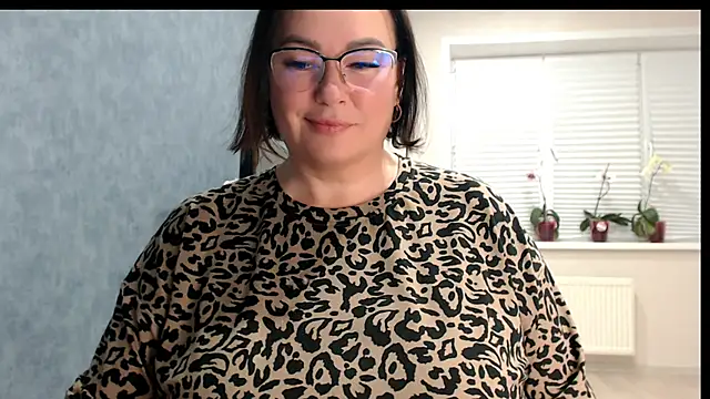 Nora Star online show from March 2026 05:30:01 PM