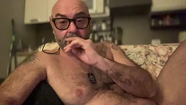 MM7026 online show from May 2026 09:34:02 PM