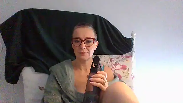 ELEGANT-ARIA36 online show from January 2025 05:43:02 AM