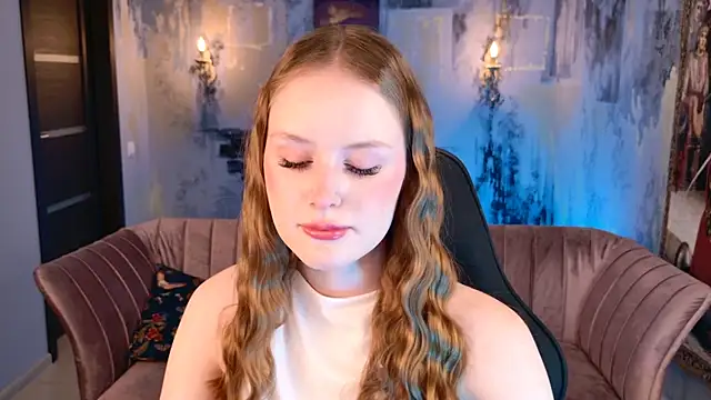 VivienLeeigh online show from November 2025 09:09:01 AM