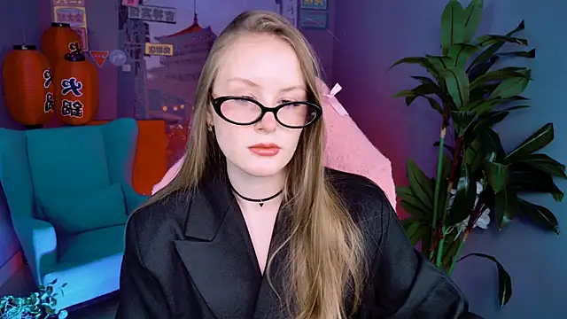 VivienLeeigh online show from February 2026 05:45:01 AM