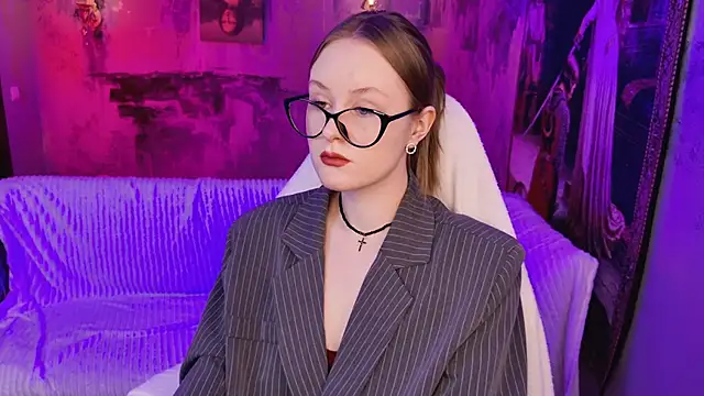Snapshot of VivienLeeigh chatting on April 2026 05:38:02 AM VivienLeeigh online show from April 2026 05:38:02 AM