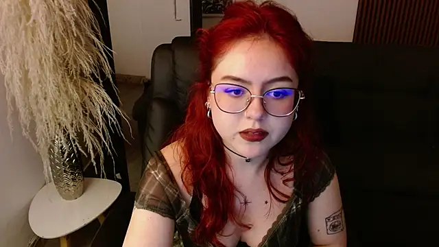 crimson tati  online show from December 2024 09:17:02 AM