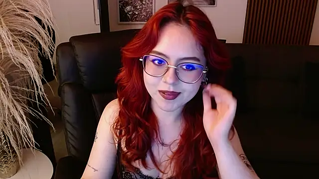 crimson tati  online show from February 2025 03:23:02 AM