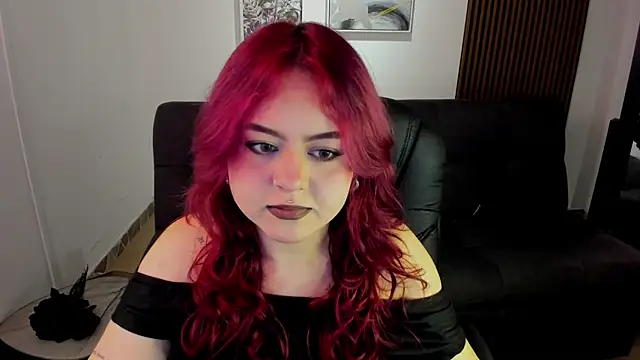 crimson tati  online show from September 2025 04:27:01 AM