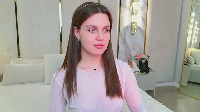 RihannaRose online show from April 2026 07:58:02 PM