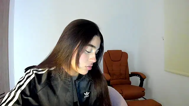 AriaMontgomery online show from February 2025 05:41:01 AM