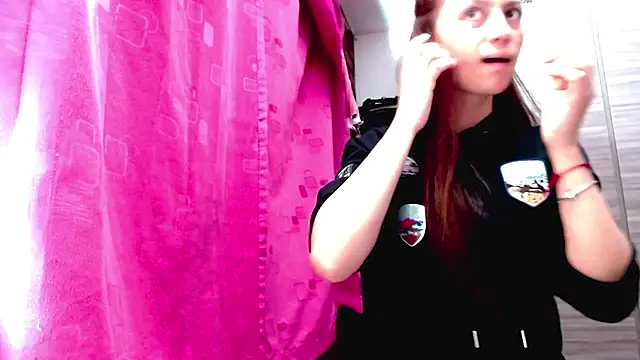 holy juli online show from February 2026 02:29:02 AM