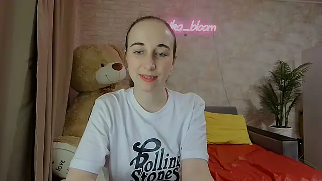 Anika bloom online show from March 2025 01:24:01 AM