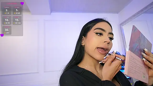 elasummer online show from January 2025 11:33:02 AM