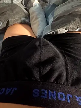 mrgeil75 online show from April 2026 09:24:01 PM