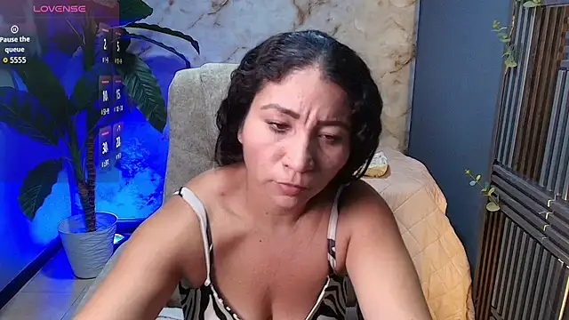 Snapshot of jennaa_milf_ chatting on June 2026 07:15:01 PM jennaa milf online show from June 2026 07:15:01 PM