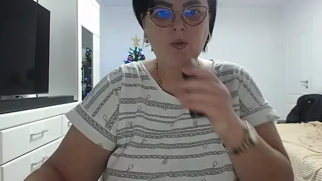 Snapshot of Amandamuller1982 chatting on December 2025 11:24:02 PM Amandamuller1982 online show from December 2025 11:24:02 PM