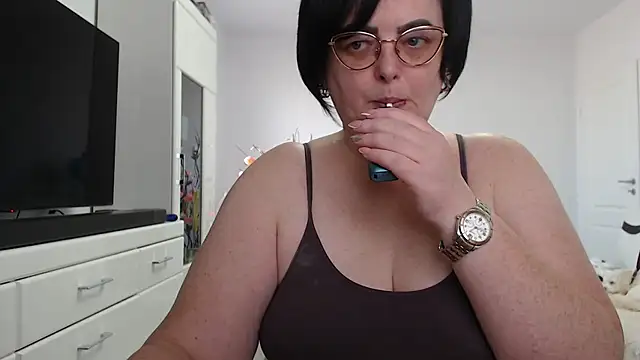 Snapshot of Amandamuller1982 chatting on February 2026 10:41:02 AM Amandamuller1982 online show from February 2026 10:41:02 AM