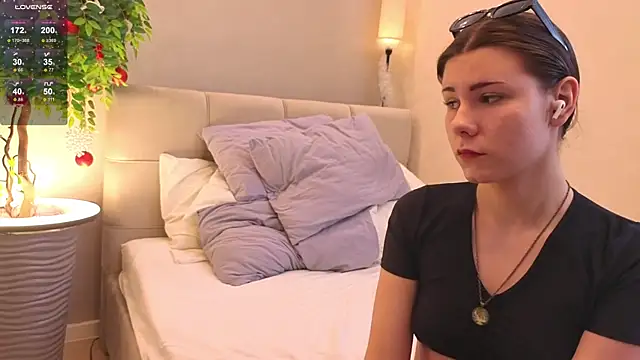 Bella Murrr online show from March 2025 12:32:02 PM