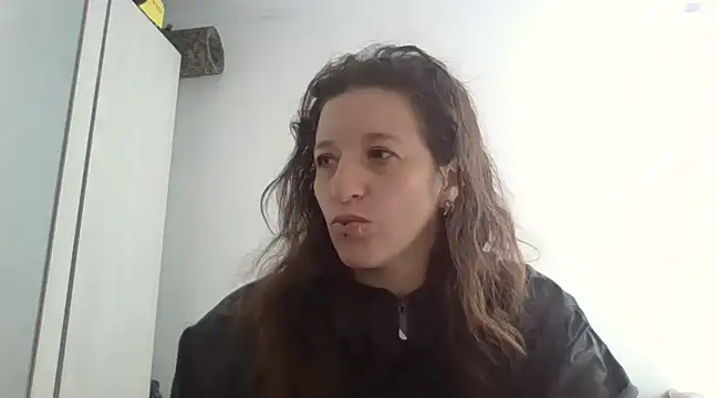 Snapshot of hanamy_joha chatting on December 2024 01:23:02 PM hanamy joha online show from December 2024 01:23:02 PM