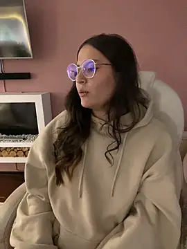 PoliBenett  online show from January 2025 11:26:01 PM