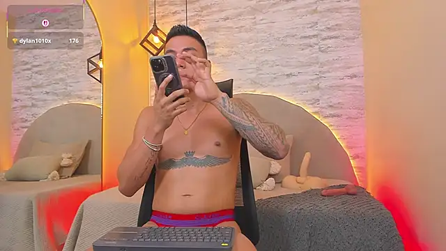 Aron Bolt online show from February 2026 12:35:01 PM