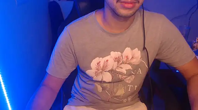 anjonoturno1 online show from December 2024 10:15:02 PM