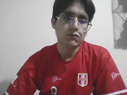 Snapshot of HardDick2 chatting on June 2026 04:48:02 AM HardDick2 online show from June 2026 04:48:02 AM