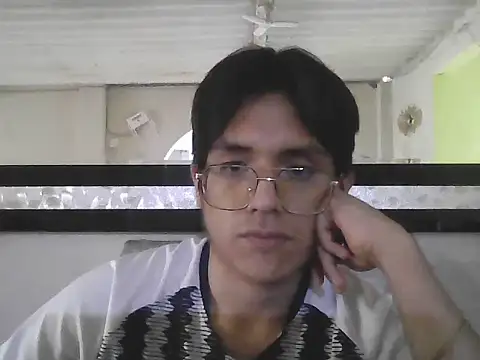 Snapshot of HardDick2 chatting on June 2026 09:50:01 PM HardDick2 online show from June 2026 09:50:01 PM