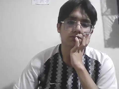 Snapshot of HardDick2 chatting on June 2026 04:50:01 AM HardDick2 online show from June 2026 04:50:01 AM