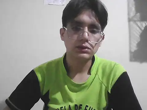 Snapshot of HardDick2 chatting on July 2026 05:24:01 AM HardDick2 online show from July 2026 05:24:01 AM