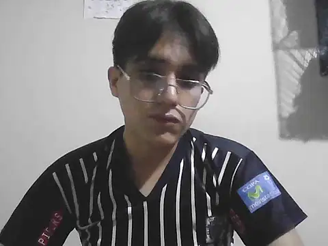 Snapshot of HardDick2 chatting on July 2026 05:03:02 AM HardDick2 online show from July 2026 05:03:02 AM