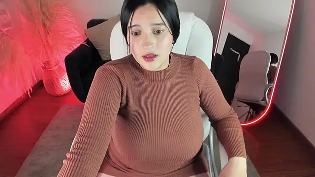 Pamela cheverry online show from December 2025 04:08:01 AM