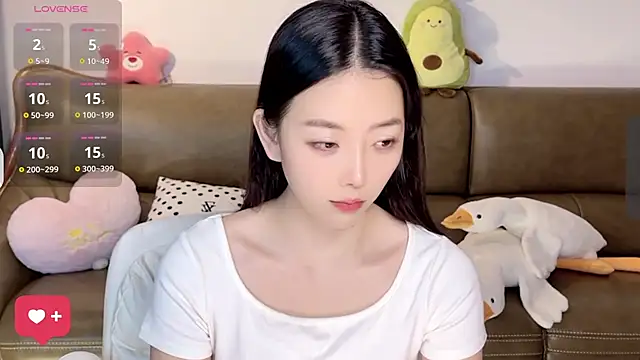 Snapshot of Yilin1999 chatting on March 2025 01:46:01 PM Yilin1999 online show from March 2025 01:46:01 PM