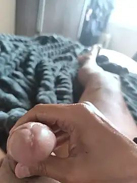 mirrowhot online show from September 2025 02:10:01 PM