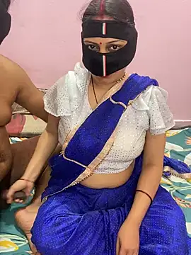 Snapshot of mickey_love chatting on February 2025 03:59:02 PM mickey love online show from February 2025 03:59:02 PM