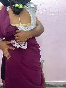 Snapshot of mickey_love chatting on March 2025 10:02:01 AM mickey love online show from March 2025 10:02:01 AM