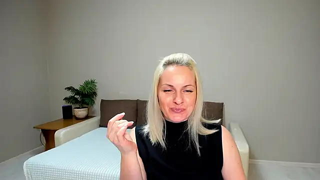 Alicee Gracee online show from January 2025 07:00:02 PM