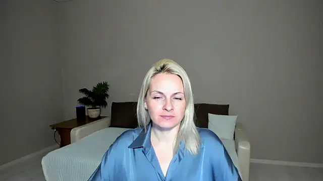 Alicee Gracee online show from January 2025 07:40:01 PM