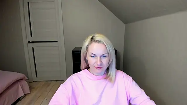 Alicee Gracee online show from March 2025 06:52:01 PM