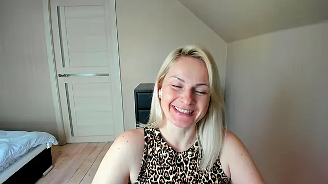 Alicee Gracee online show from March 2025 08:32:02 AM