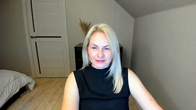 Alicee Gracee online show from October 2025 07:38:01 PM