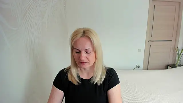 Alicee Gracee online show from March 2026 08:40:01 AM